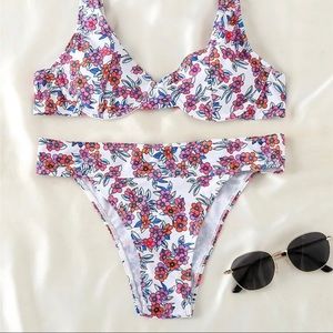 NWT. SHEIN Floral Underwire Bikini Swimsuit.
